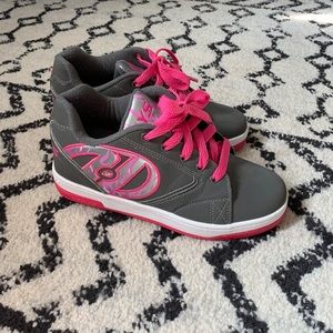 Girls Heelys